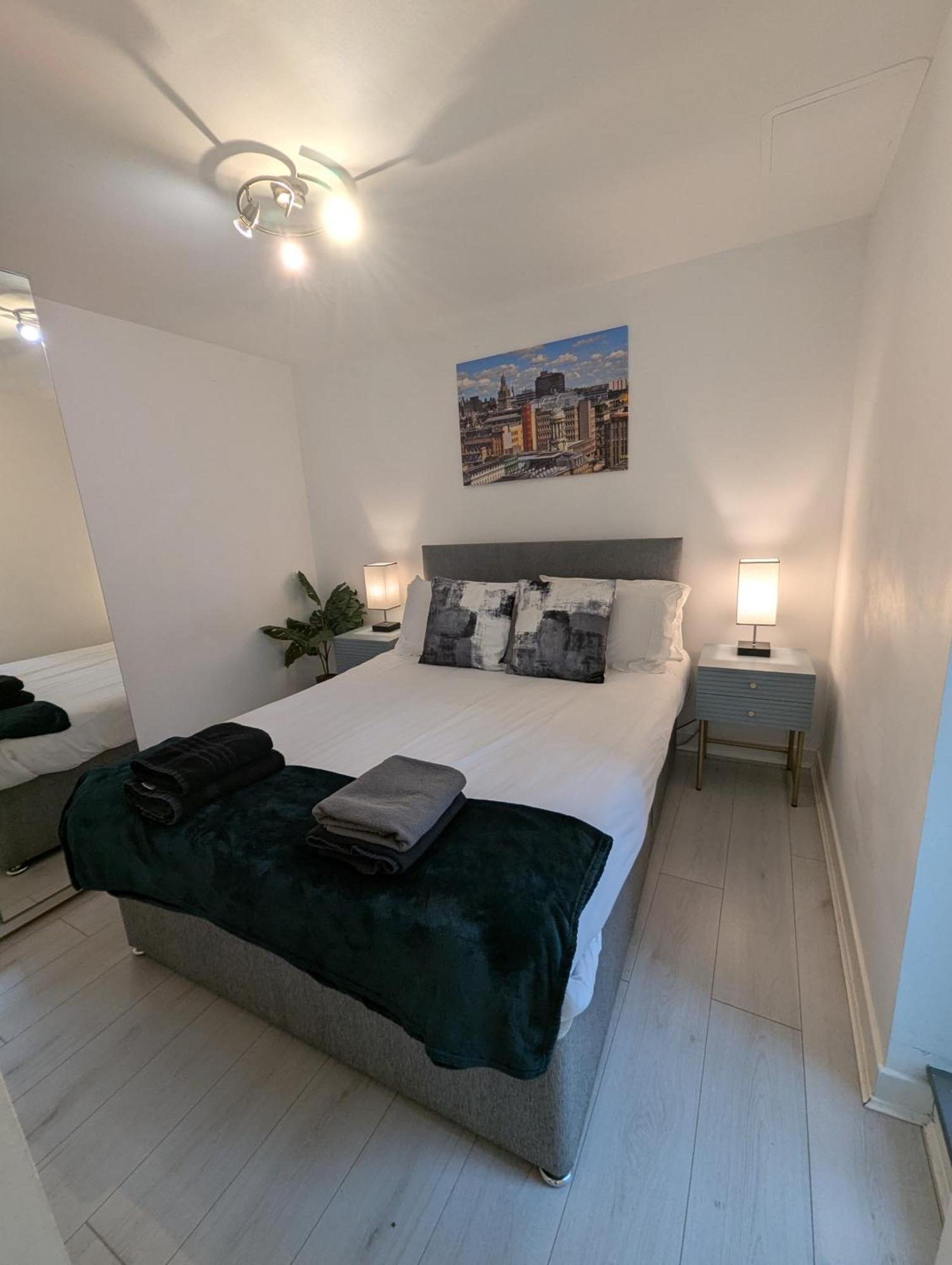 Glasgow City Centre Waterfront Apartment Exterior foto