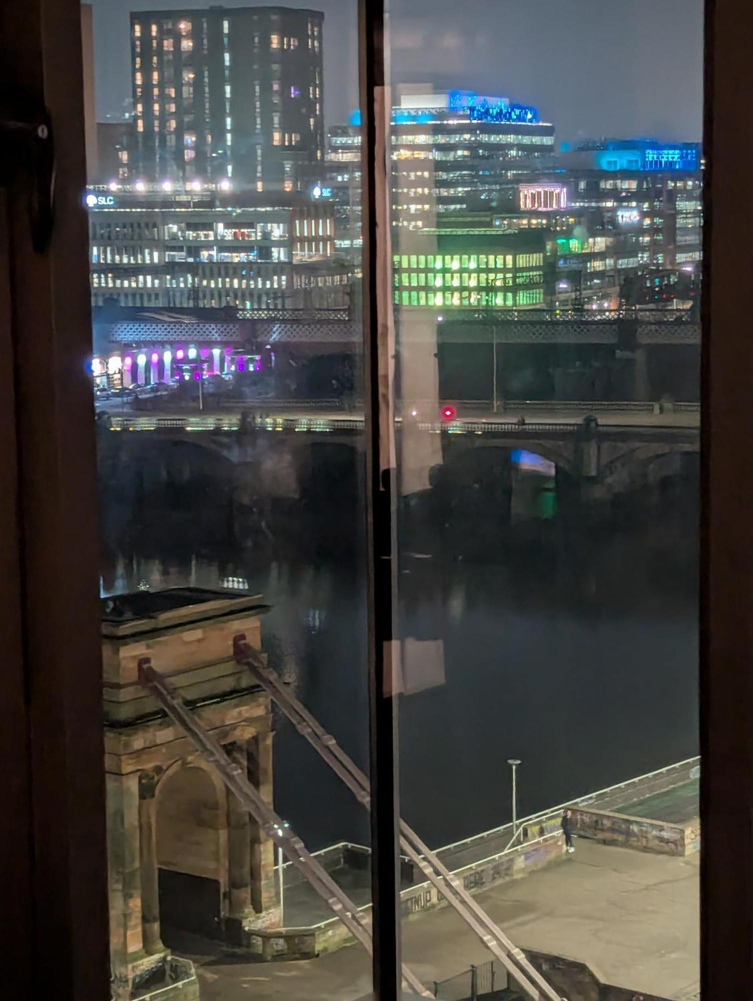 Glasgow City Centre Waterfront Apartment Exterior foto